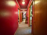 401 Center - Photo 16