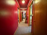 401 Center - Photo 17