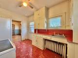 806 11TH - Photo 15