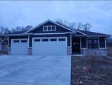 1002 Hillside - Photo 2
