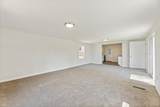 114 Riordan - Photo 16