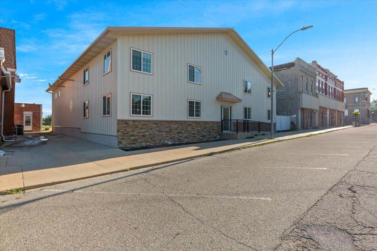 308 & 312 1/2 OAKLAND - Photo 1