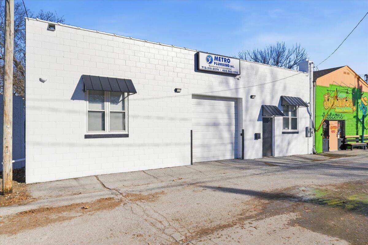 724 Creek Top - Photo 1