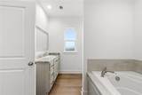 110 Oakdale Street - Photo 22