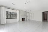 2100 Winnie Street - Photo 3
