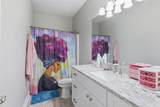 169 White Castle - Photo 9