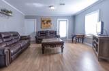 313 Napoleon Street W - Photo 2
