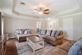 122 Lois Street - Photo 2