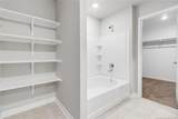 260 Pipers Lane - Photo 15