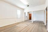 711 Avenue K - Photo 2