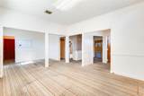 711 Avenue K - Photo 3