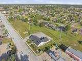 3310 Maplewood Drive - Photo 2