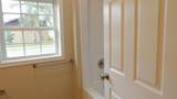 913 Burton Street - Photo 19