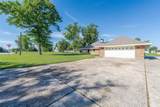 3100 Surrey Ln - Photo 4