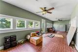 303 Hall Street - Photo 14