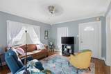 721 Moss Street - Photo 17