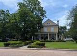 403 Academy Avenue - Photo 1