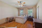1010 Oak Lane - Photo 14