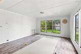 905 Burton Street - Photo 4