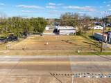 806 17th Street - Photo 2