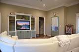 611 Chestnut - Photo 10