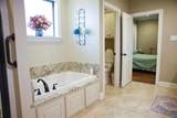 611 Chestnut - Photo 19