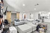 106 Carlton Street - Photo 7