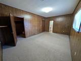 811 Schriever - Photo 15