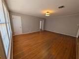 811 Schriever - Photo 3