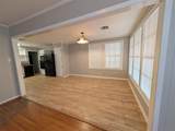 811 Schriever - Photo 4