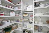 1002 Iris Street - Photo 18