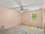 1960 Granberry Road - Photo 14
