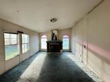 230 Reva Lane - Photo 4