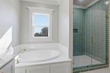 3811 Lake Street - Photo 11