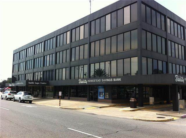 145 Robert E Lee Boulevard - Photo 1