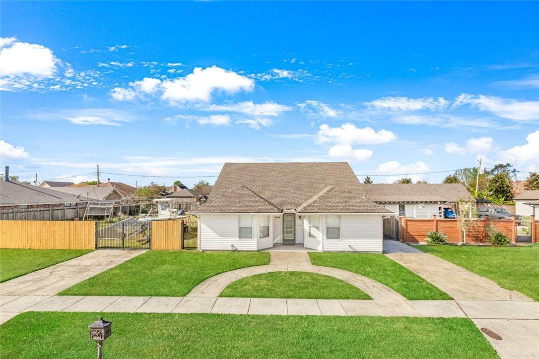 2708 Earl Drive - Photo 1
