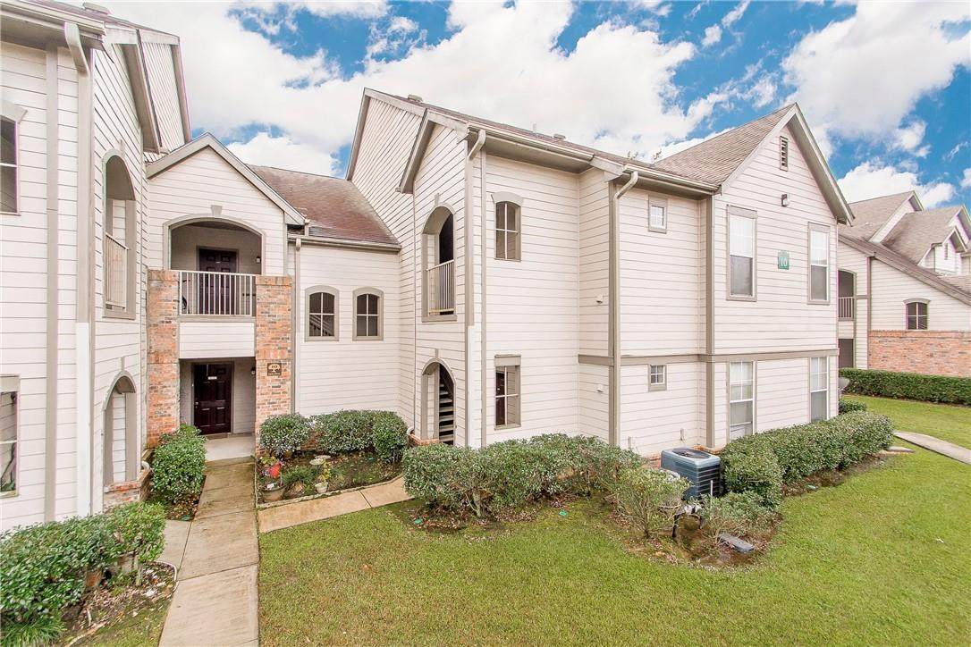 350 Emerald Forest Boulevard - Photo 1