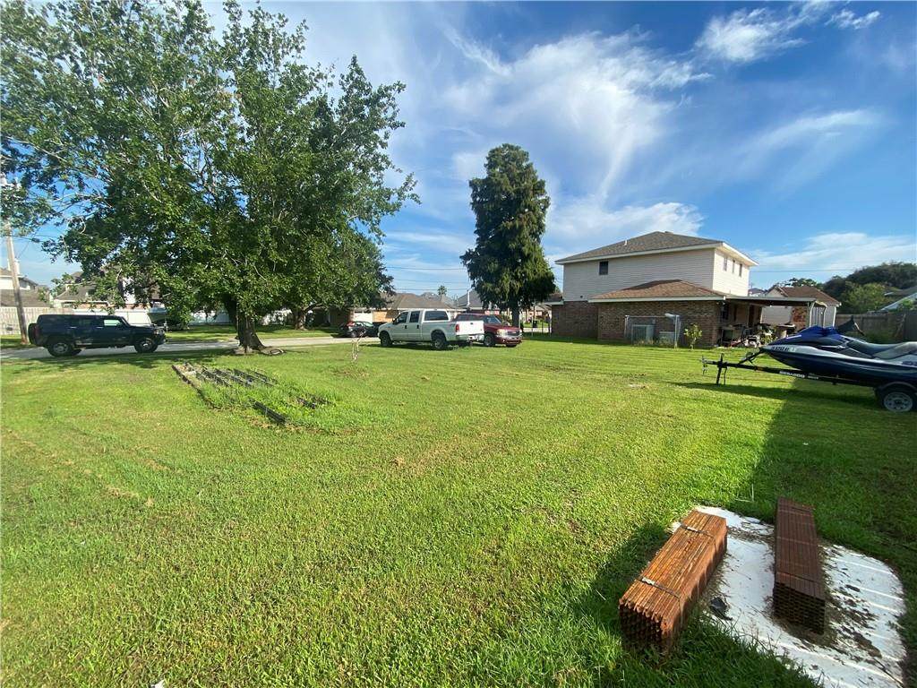 Pecan Drive - Photo 1