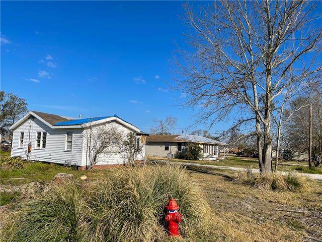 4114 Alma - Photo 1