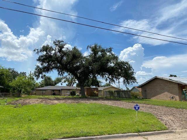 4402 Pleasant Drive - Photo 1