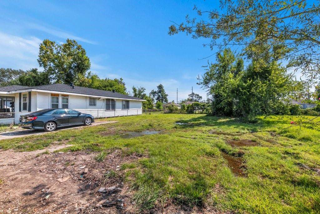703 Franklin Street - Photo 1