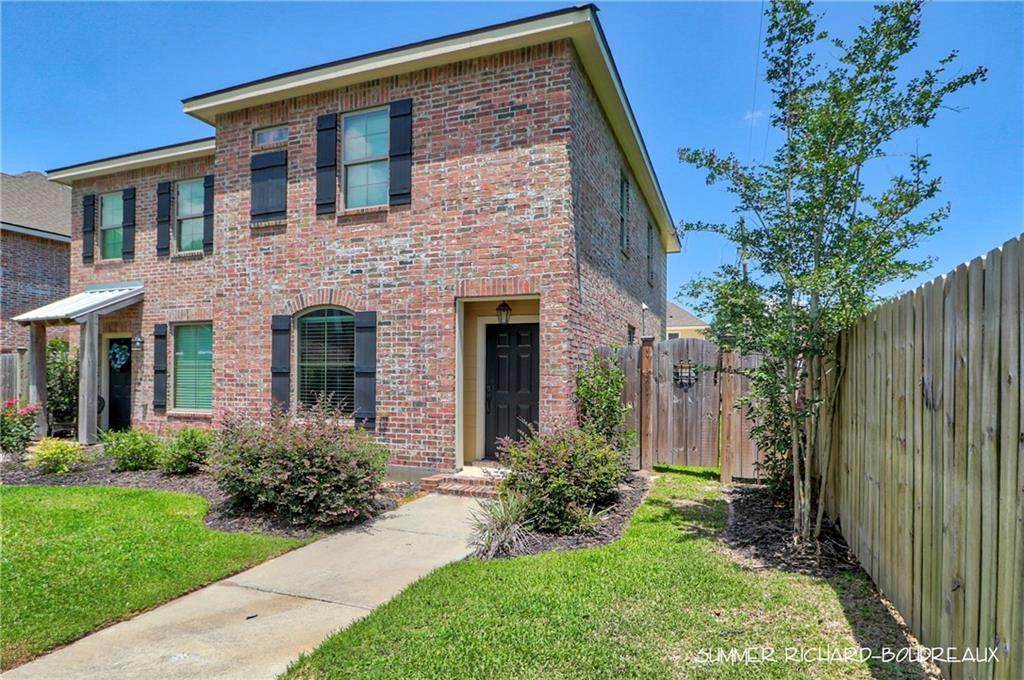 5017 Prien Lake Road - Photo 1
