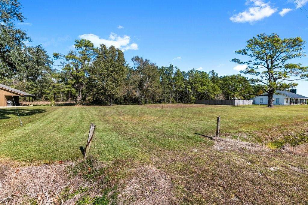1922 Iona Drive - Photo 1
