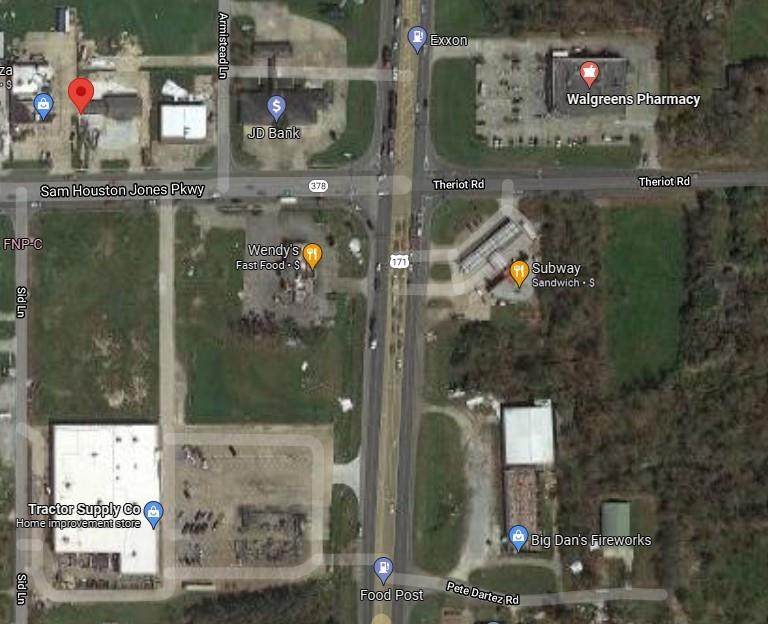 179 Sam Houston Jones Parkway - Photo 1