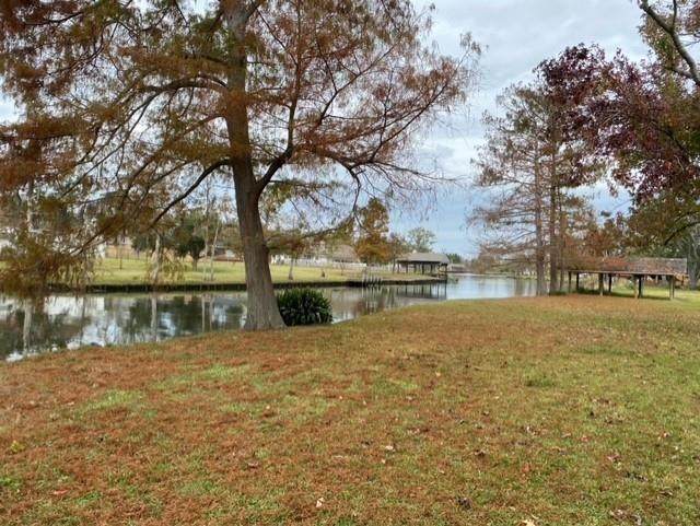 3916 Buccaneer Lane - Photo 1