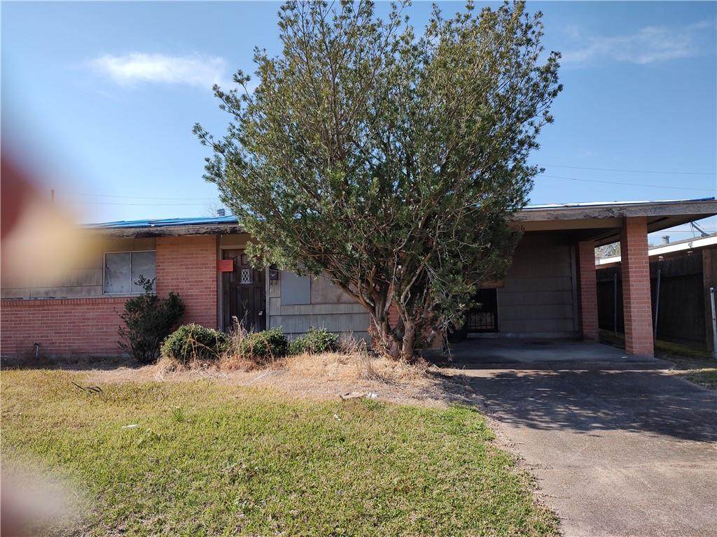 3006 General Collins Street - Photo 1