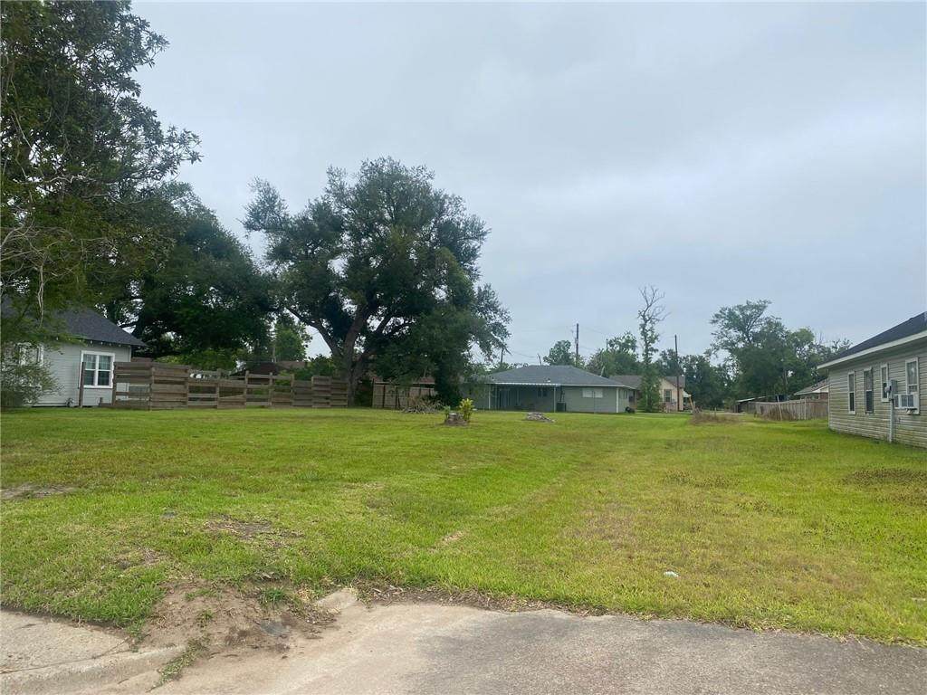 2105 Creole Street - Photo 1