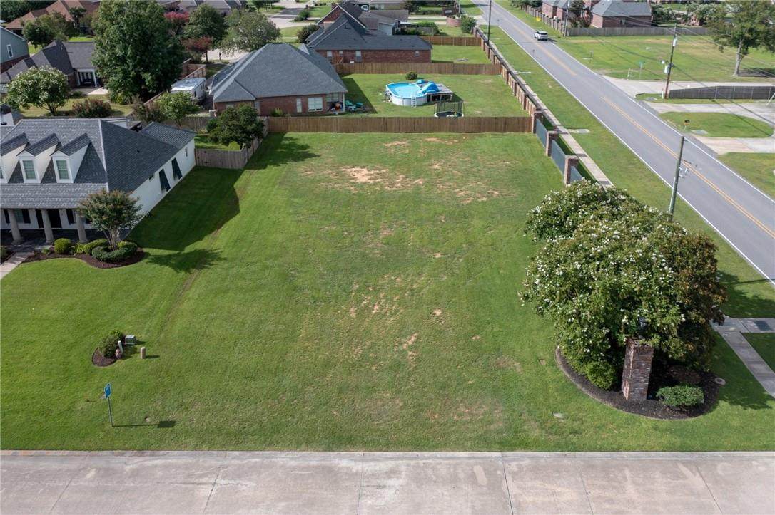 2355 Longue Vue Drive - Photo 1