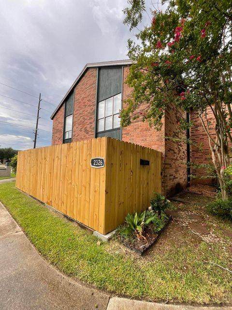 2326 Lake Street - Photo 1