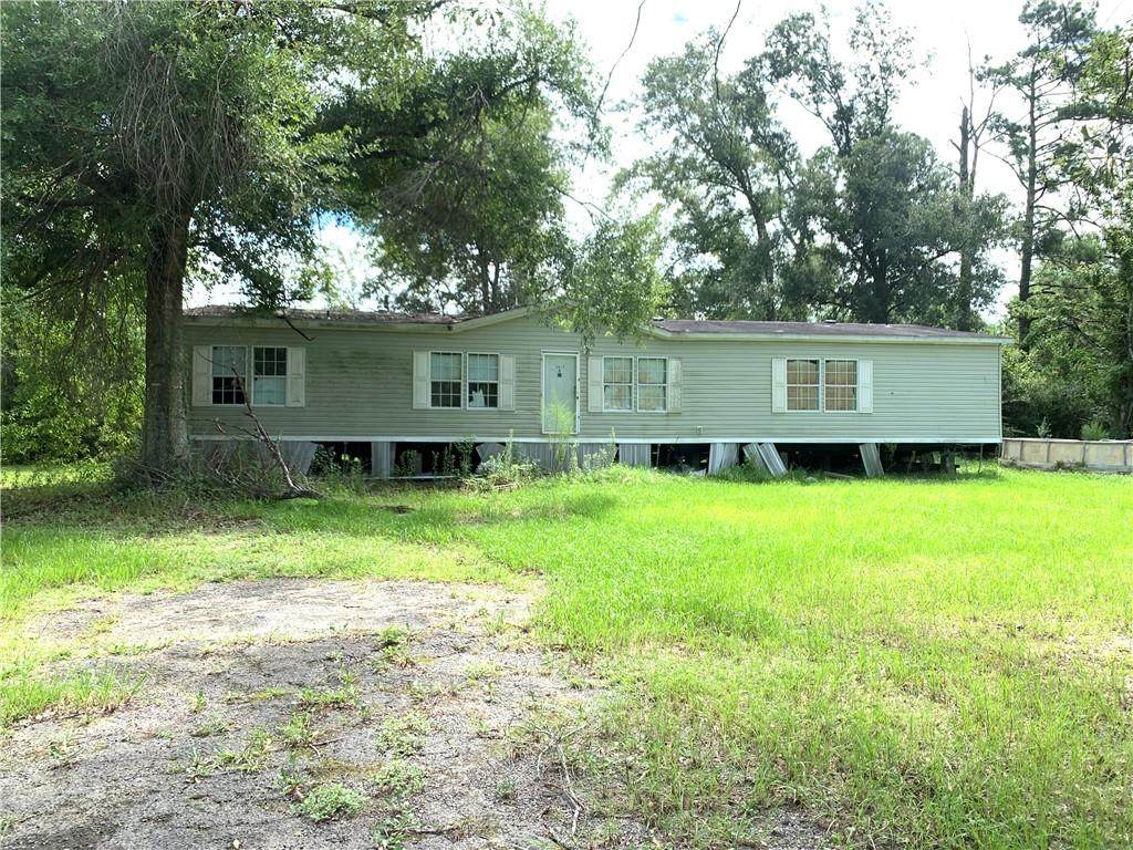 2825 Foret Drive - Photo 1
